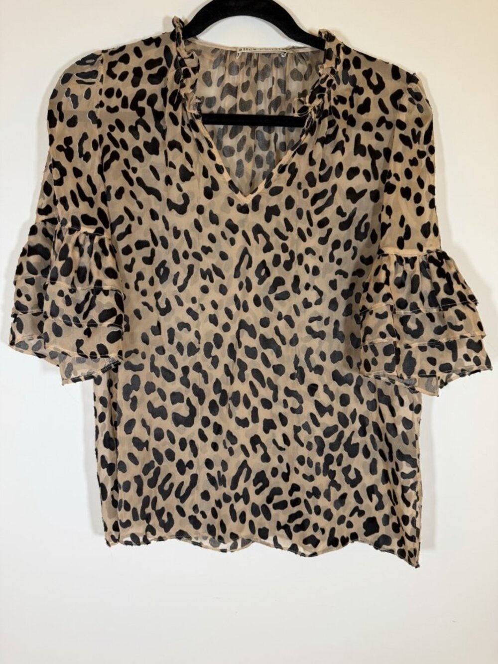 Alice + Olivia brown black leopard sheer ruffle sleeve officecore XS blouse